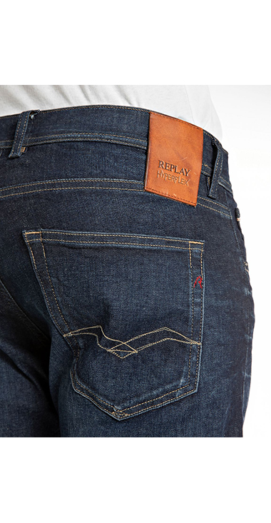 HUGO REPLAY ダークブルー ストレートデニム １４日限定！！HUGO REPLAY ダークブルー ストレートデニム - メルカリ