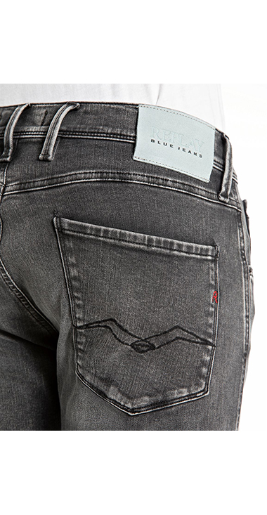 【新品】定価3.4万 Replay リプレイ Anbass Hyperflex Stretch ハイパーフレックス ストレッチデニム 28×32 スリムフィットANBASS HYPERFLEXブラックストレッチデニム｜REPLAY