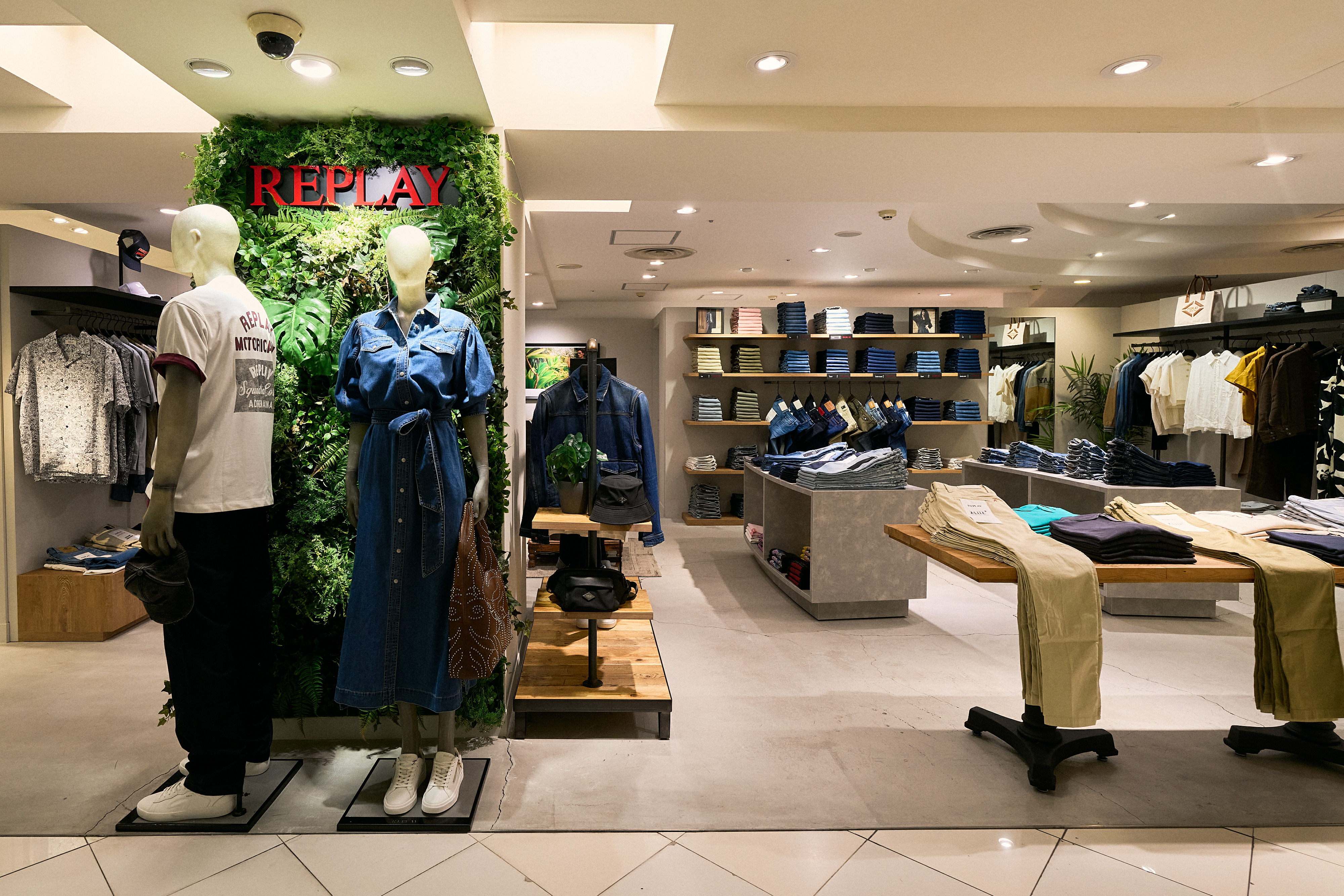 REPLAY 大阪高島屋に新店舗をOPEN